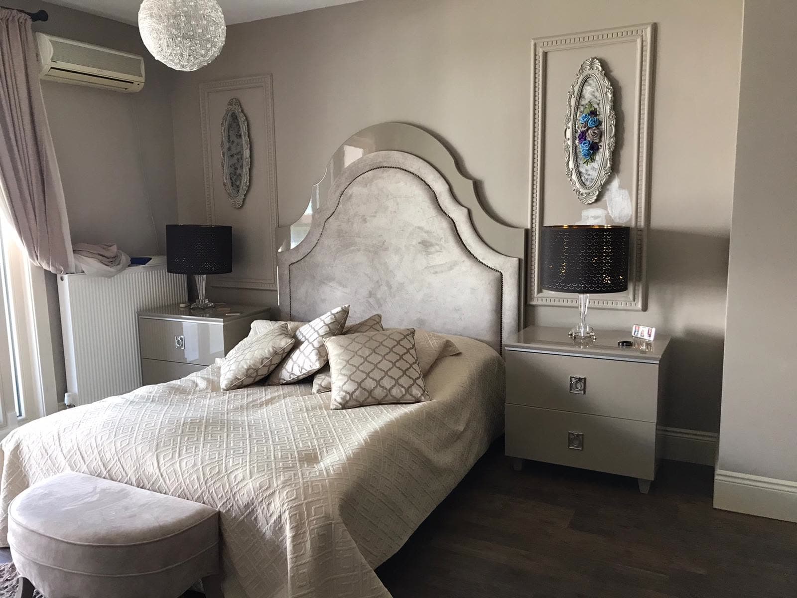 Oymalı başlıklı yatak odası ve komodin takımı